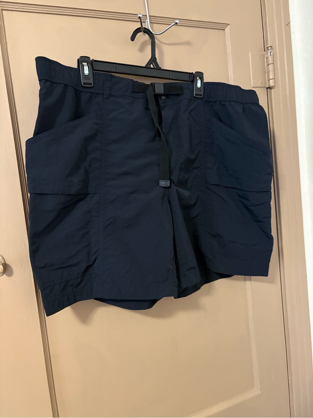 Eddie Bauer Navy Cargo Shorts with Belt